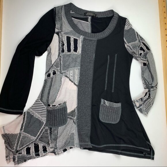 LAVENA Black &  White Tunic size Medium - Picture 2 of 6